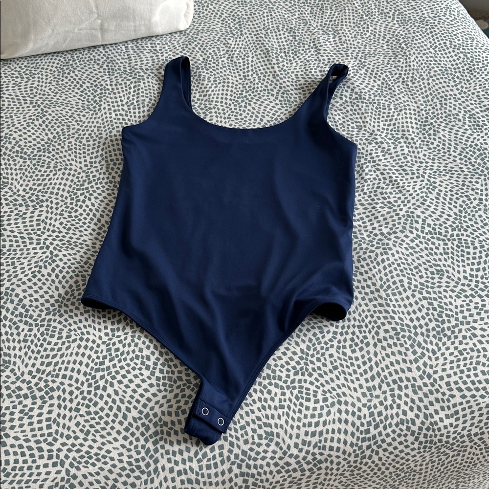 Elegant Navy Blue Women's Tank Top